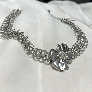 Gift Bow Neclace
